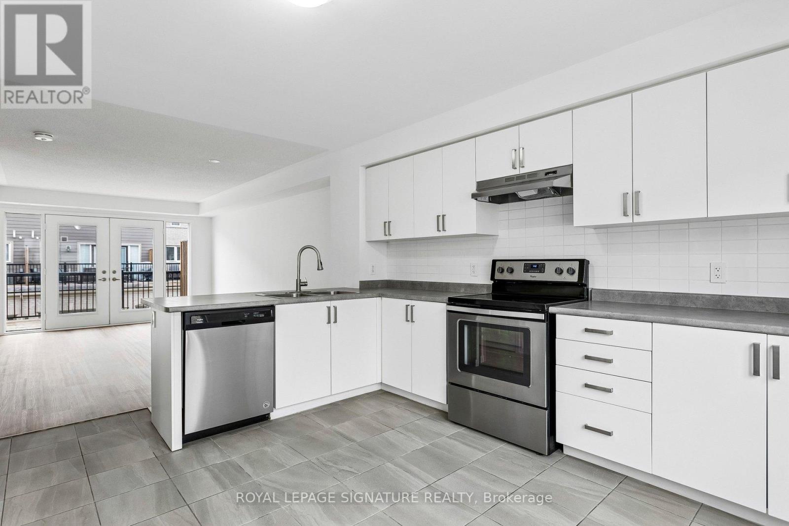 136 - 1 Beckenrose Court, Brampton, Ontario  L6Y 6G2 - Photo 5 - W12953702