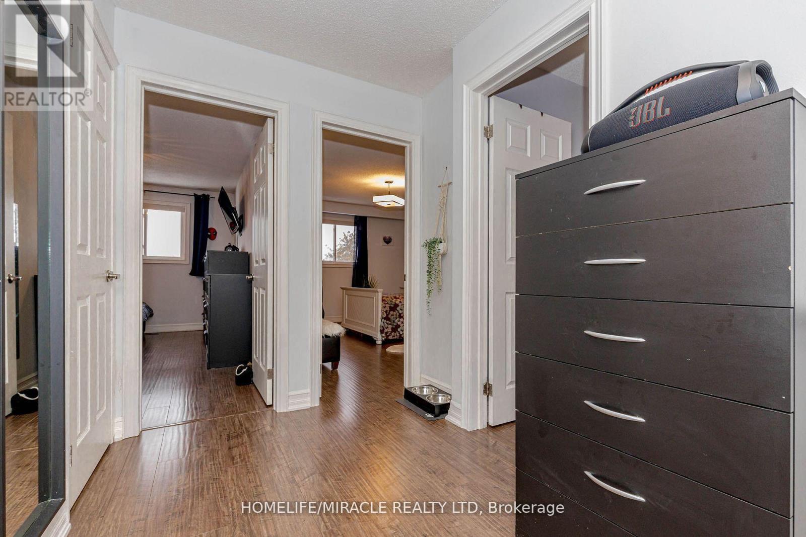 32 Langston Drive, Brampton, Ontario  L6V 3W7 - Photo 26 - W12953738