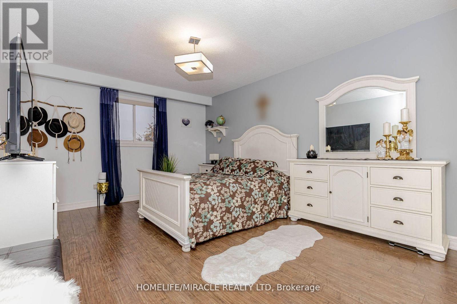 32 Langston Drive, Brampton, Ontario  L6V 3W7 - Photo 27 - W12953738