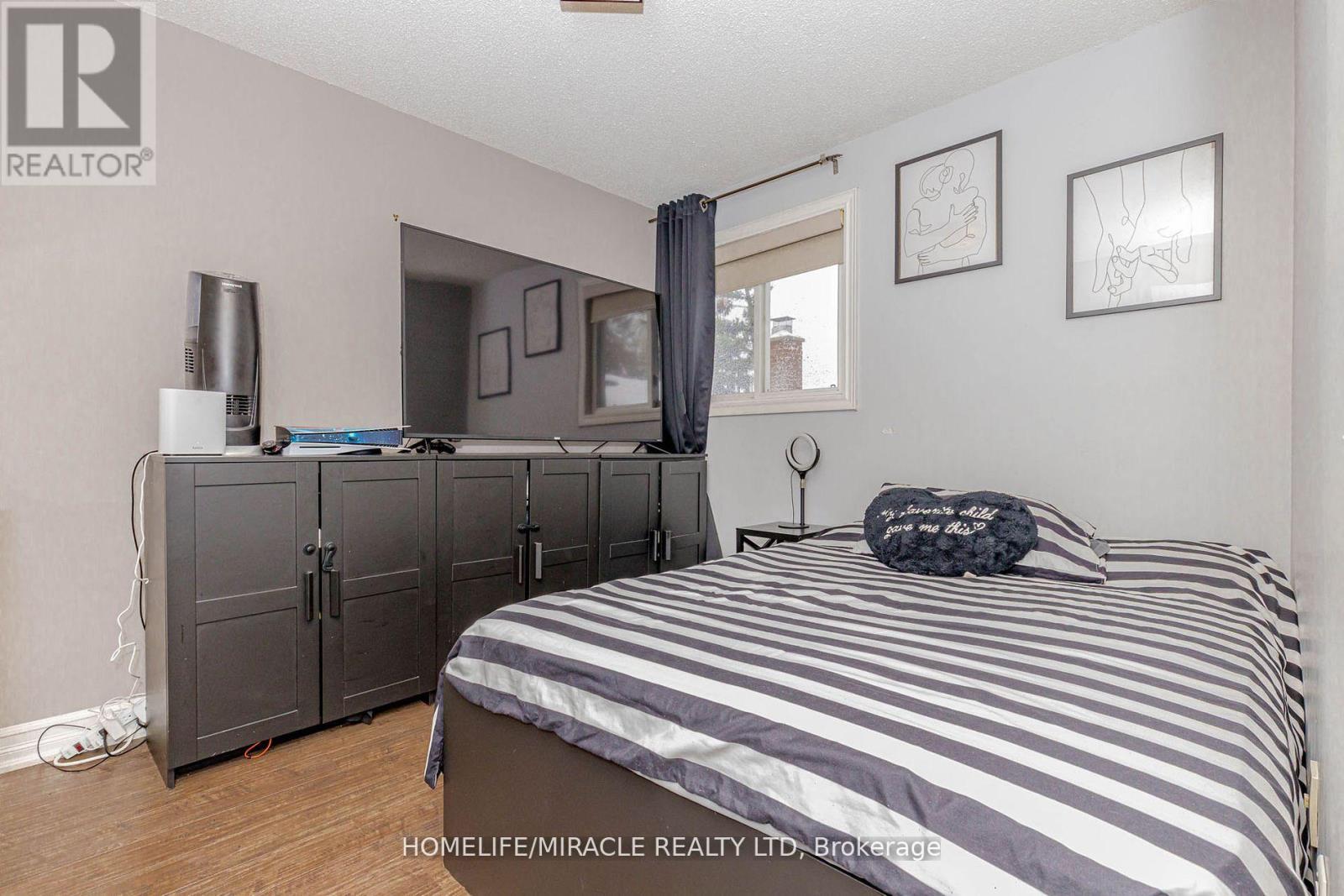 32 Langston Drive, Brampton, Ontario  L6V 3W7 - Photo 30 - W12953738