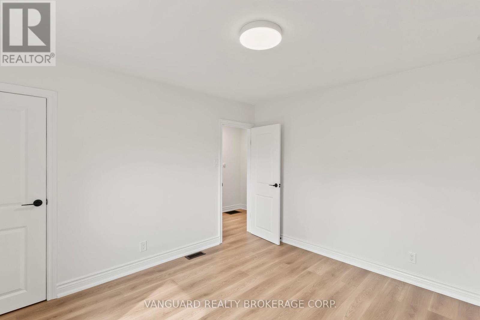 69 Joyce Parkway, Toronto, Ontario  M6B 2T3 - Photo 11 - W12953742