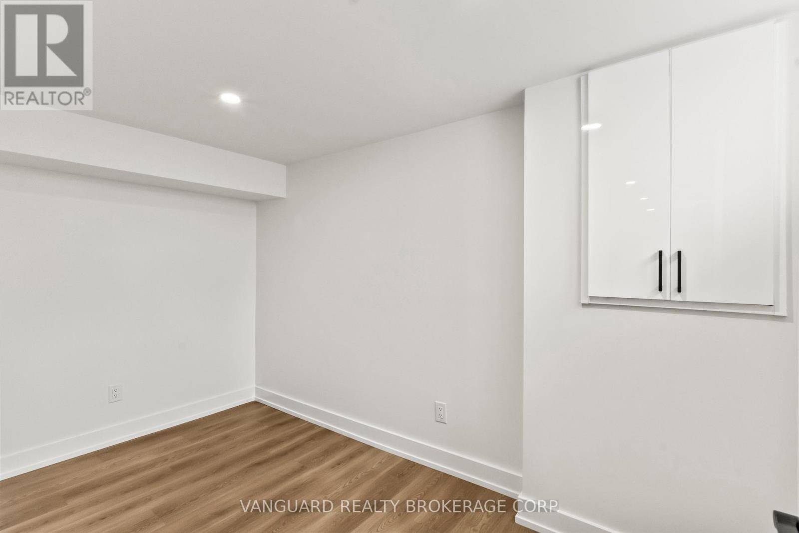 69 Joyce Parkway, Toronto, Ontario  M6B 2T3 - Photo 31 - W12953742