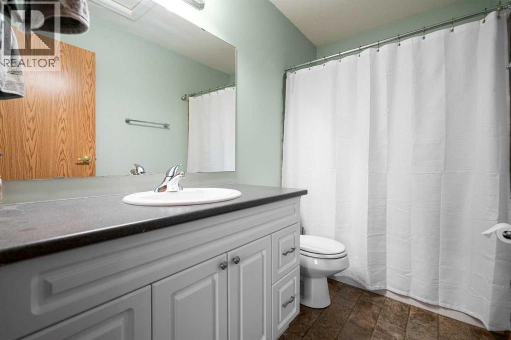 6801 39 Avenueclose W, Camrose, Alberta  T4V 5A8 - Photo 14 - A2295504