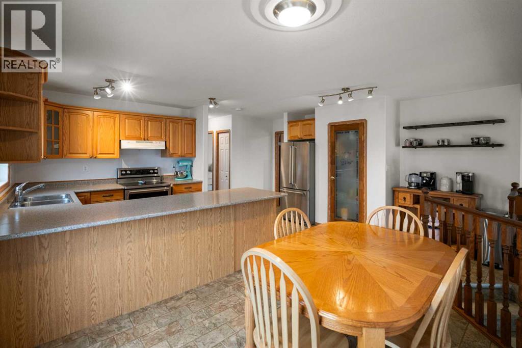 6801 39 Avenueclose W, Camrose, Alberta  T4V 5A8 - Photo 8 - A2295504