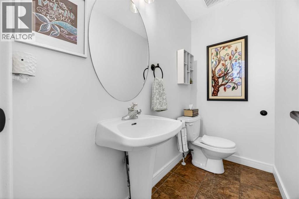 94 Candle Terrace Sw, Calgary, Alberta  T2W 6G7 - Photo 24 - A2296042