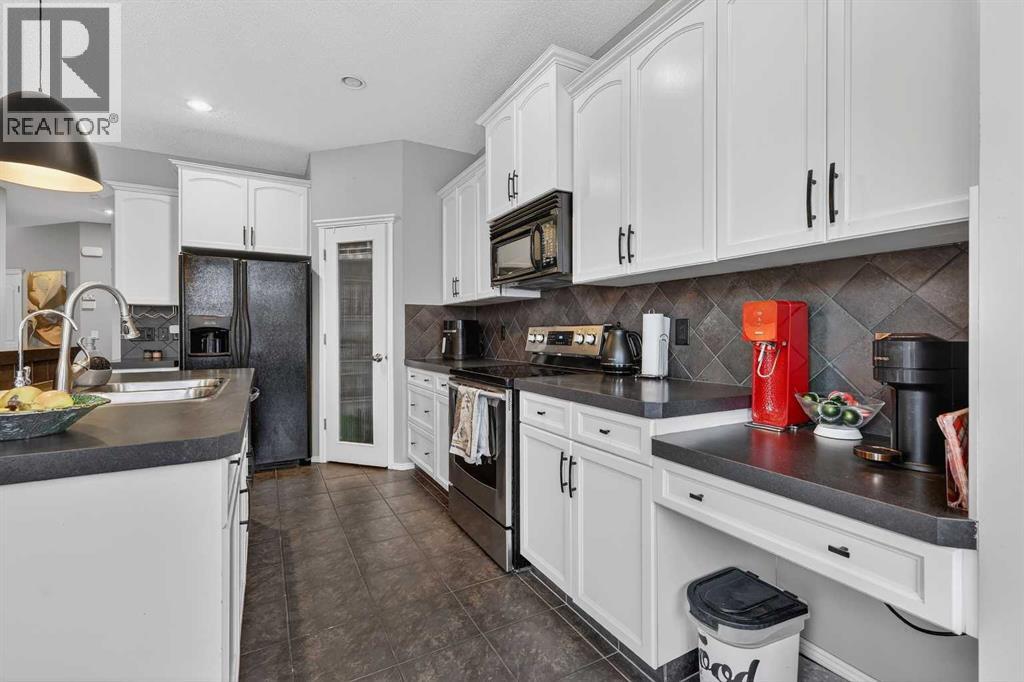 201 Autumn Circle Se, Calgary, Alberta  T3M 0J9 - Photo 46 - A2298738