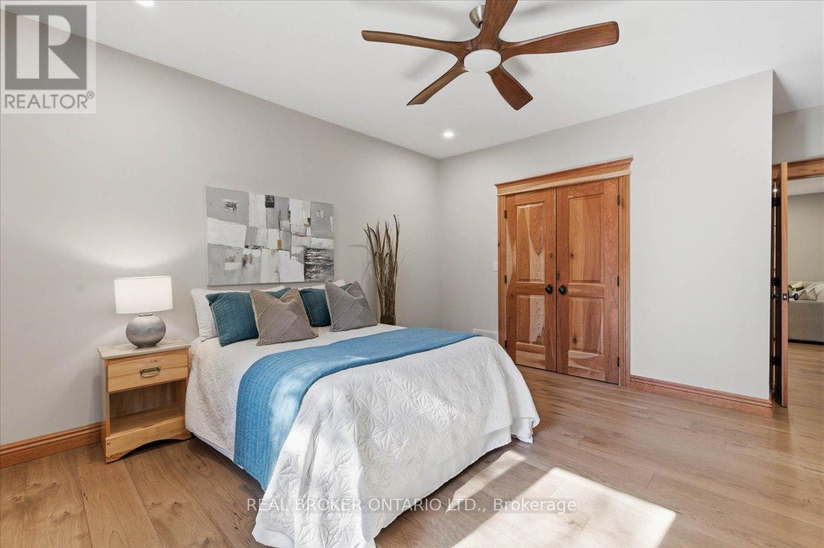 4589 Watson Road N, Puslinch, Ontario  N0B 2J0 - Photo 26 - X12953506