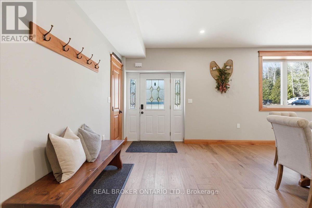 4589 Watson Road N, Puslinch, Ontario  N0B 2J0 - Photo 4 - X12953506