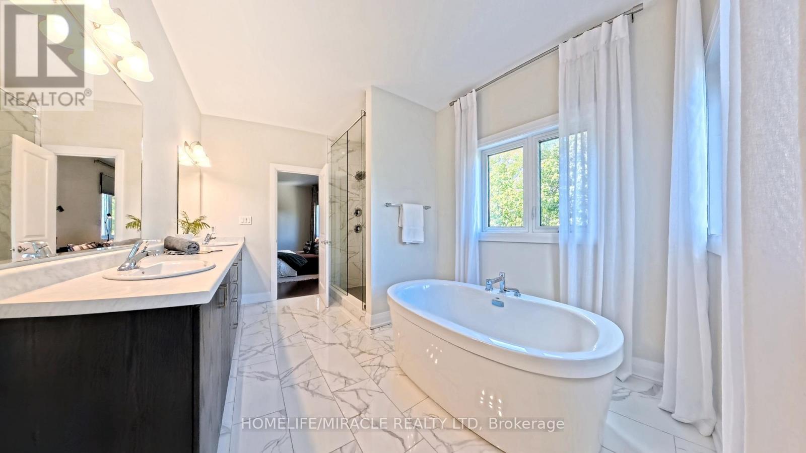 63 Ian Ormston Drive, Kitchener, Ontario  N2P 0K2 - Photo 43 - X12953552