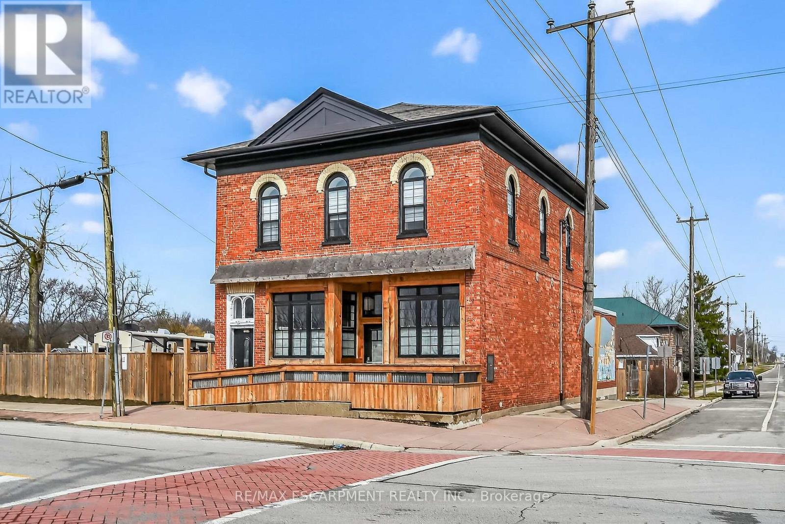 2 MAIN STREET W, Haldimand, Ontario