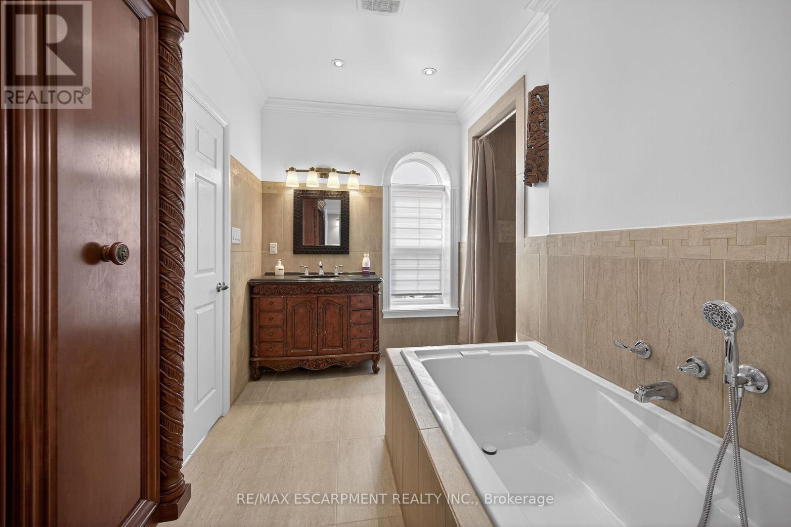 2 Main Street W, Haldimand, Ontario  N0A 1P0 - Photo 31 - X12953568