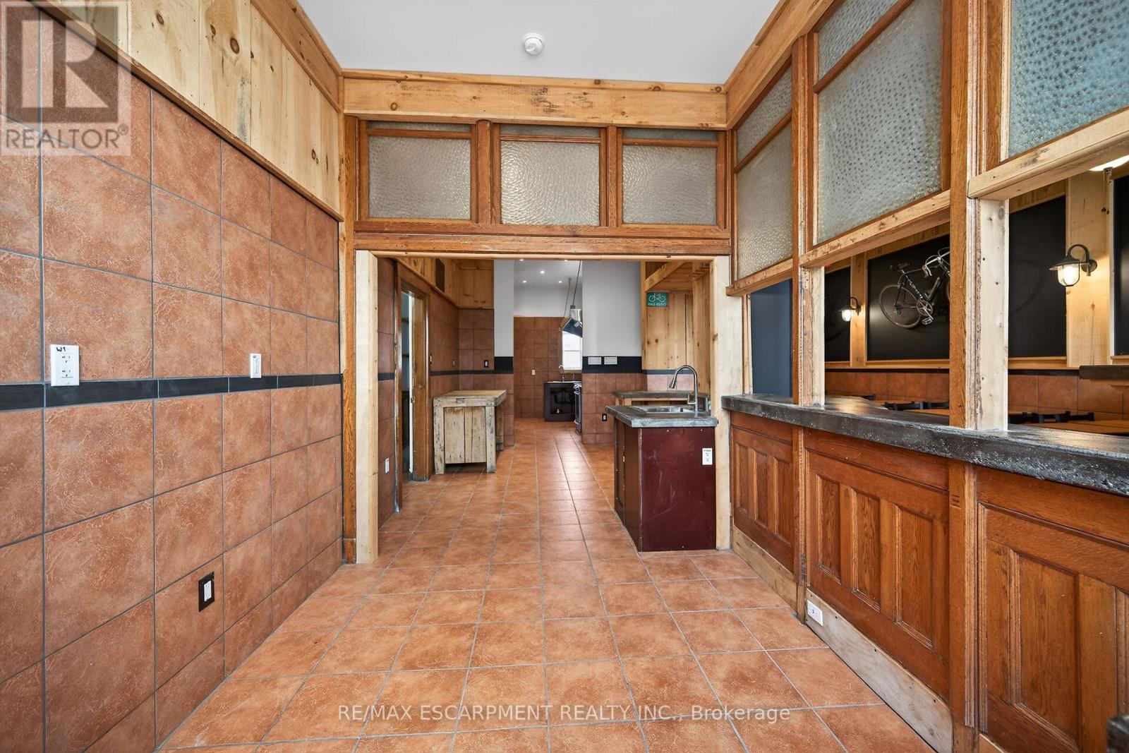 2 Main Street W, Haldimand, Ontario  N0A 1P0 - Photo 4 - X12953568