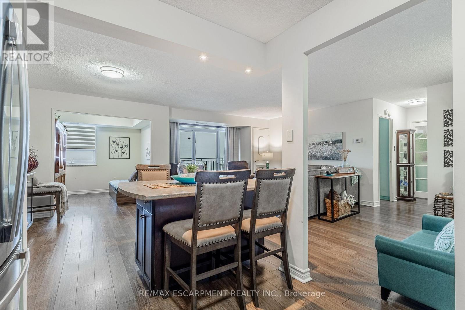 Unknown Address, ,     - Photo 9 - X12953606