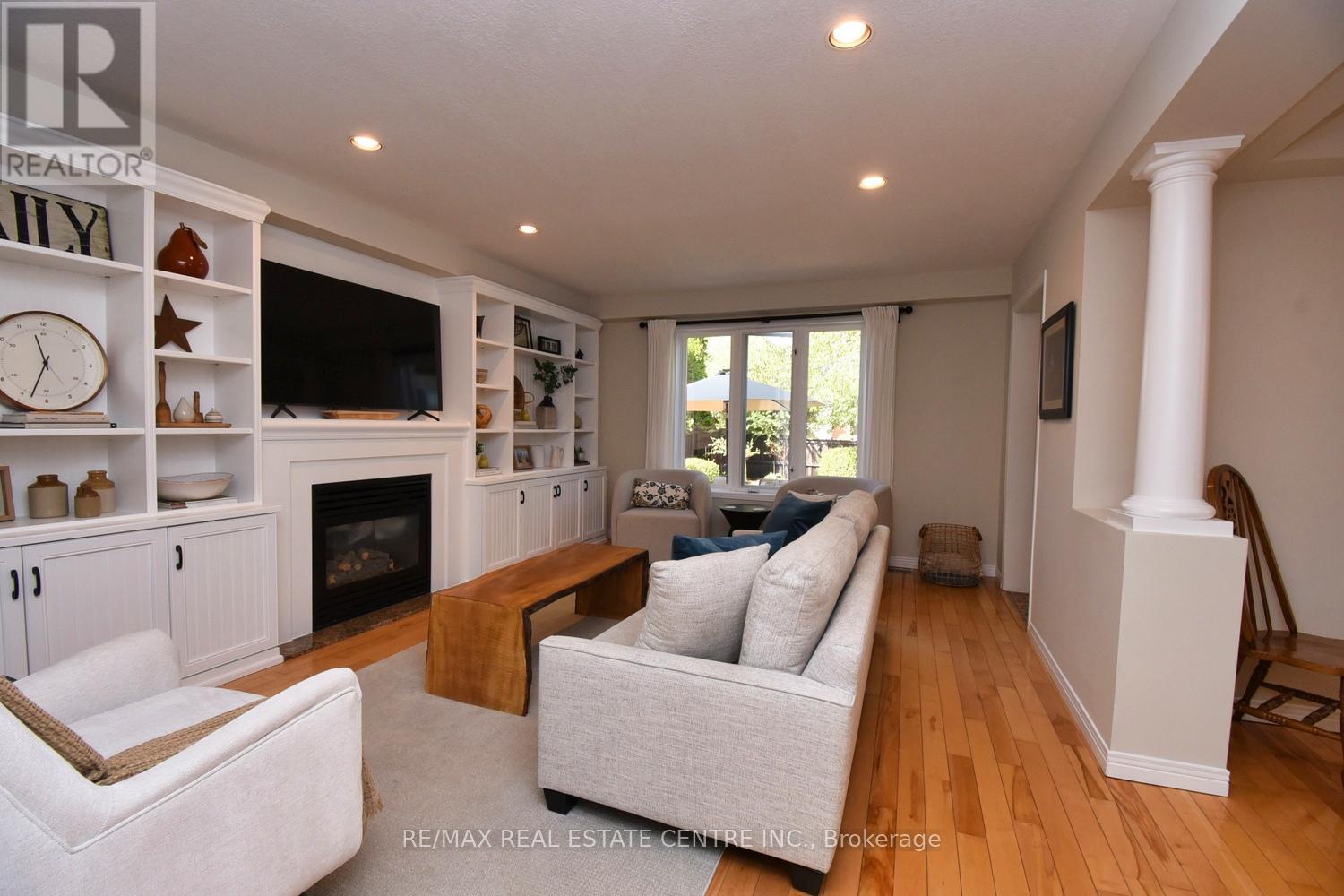 35 Eringate Drive, Hamilton, Ontario  L8J 3Y4 - Photo 12 - X12953670