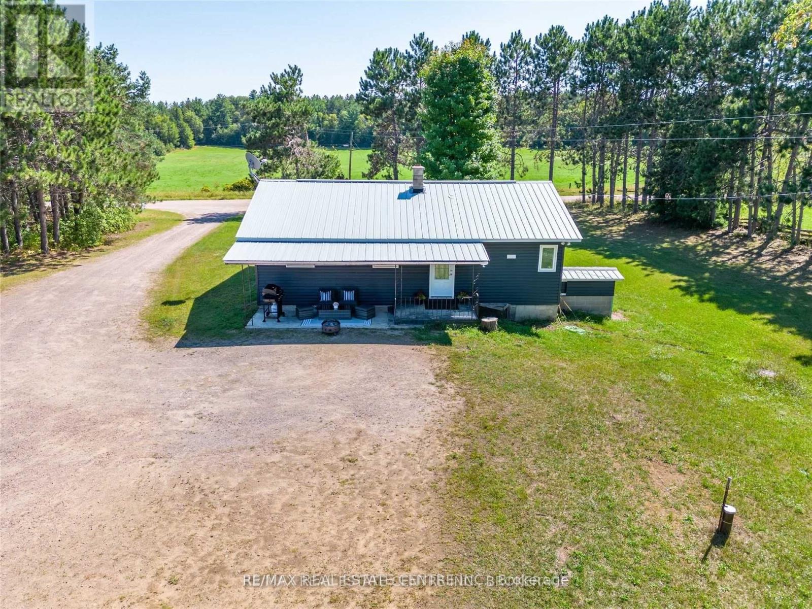 814 Sand Road, Bonnechere Valley, Ontario  K0J 1T0 - Photo 6 - X12953686