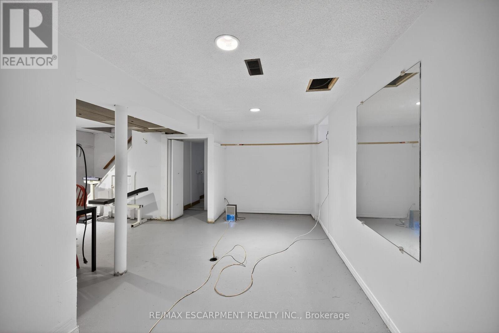 144 Hunter Street W, Hamilton, Ontario  L8P 1R1 - Photo 31 - X12953736