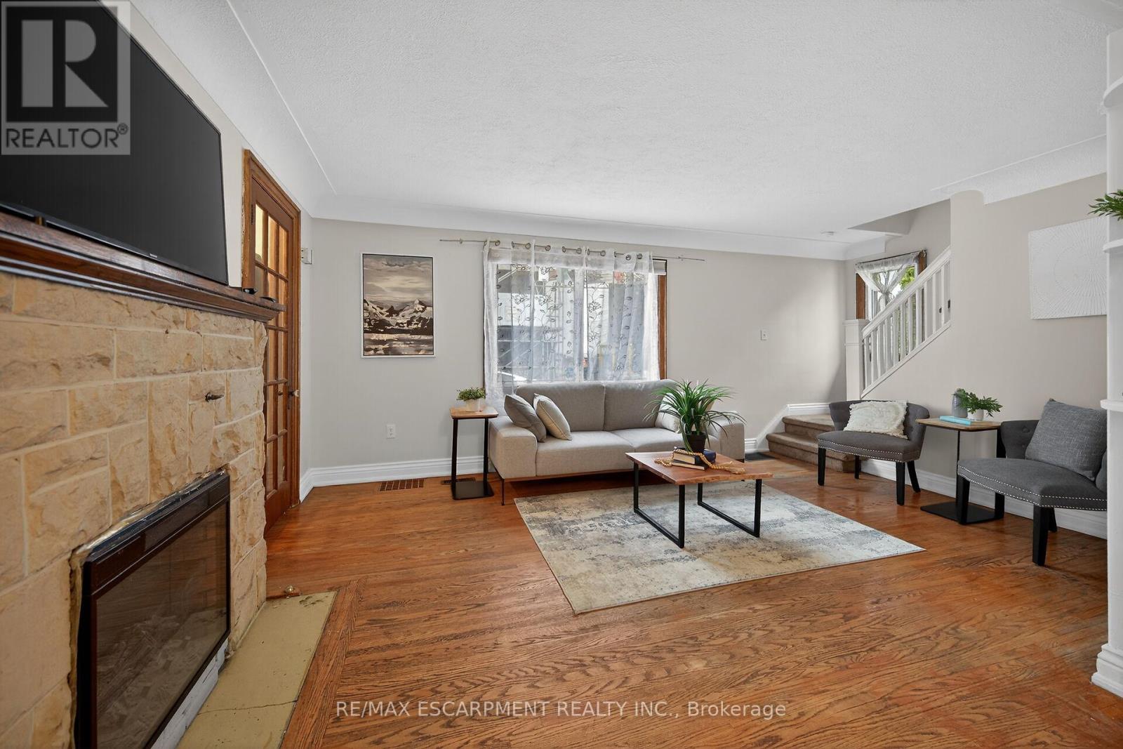 144 Hunter Street W, Hamilton, Ontario  L8P 1R1 - Photo 9 - X12953736