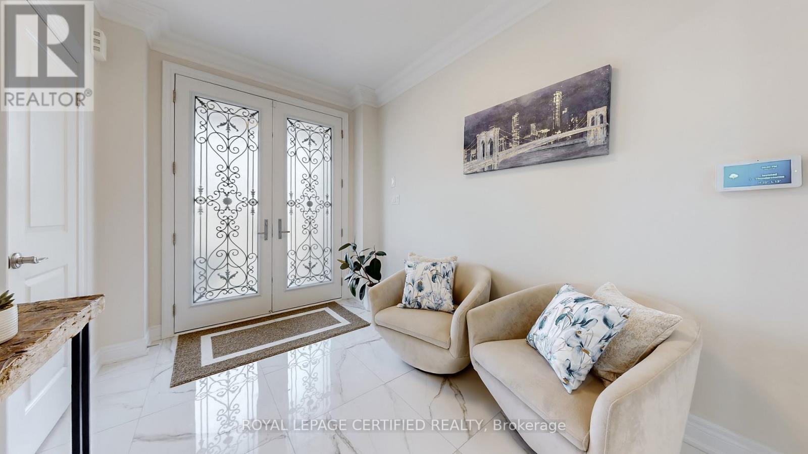 29 Frost Street, Brampton, Ontario  L6X 5R3 - Photo 5 - W12953596