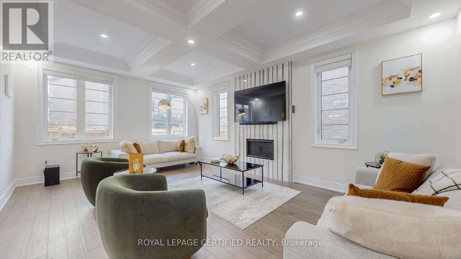 29 Frost Street, Brampton, Ontario  L6X 5R3 - Photo 6 - W12953596