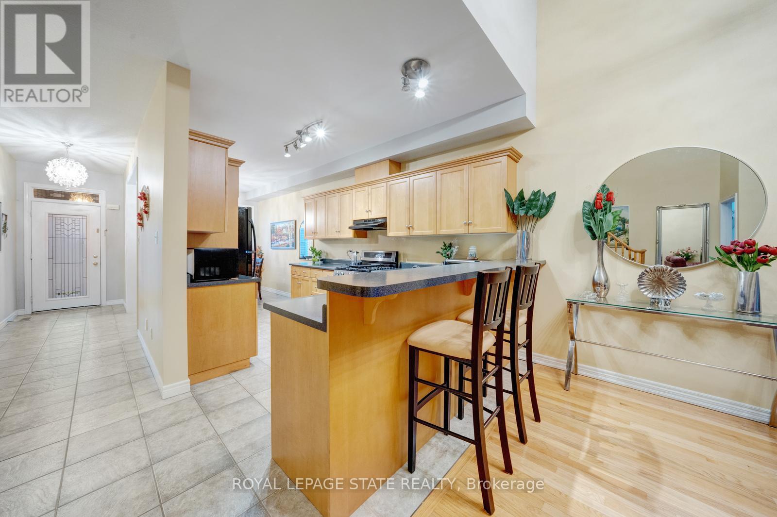 30 Conrad Place, Grimsby, Ontario  L3M 5S5 - Photo 14 - X12953416