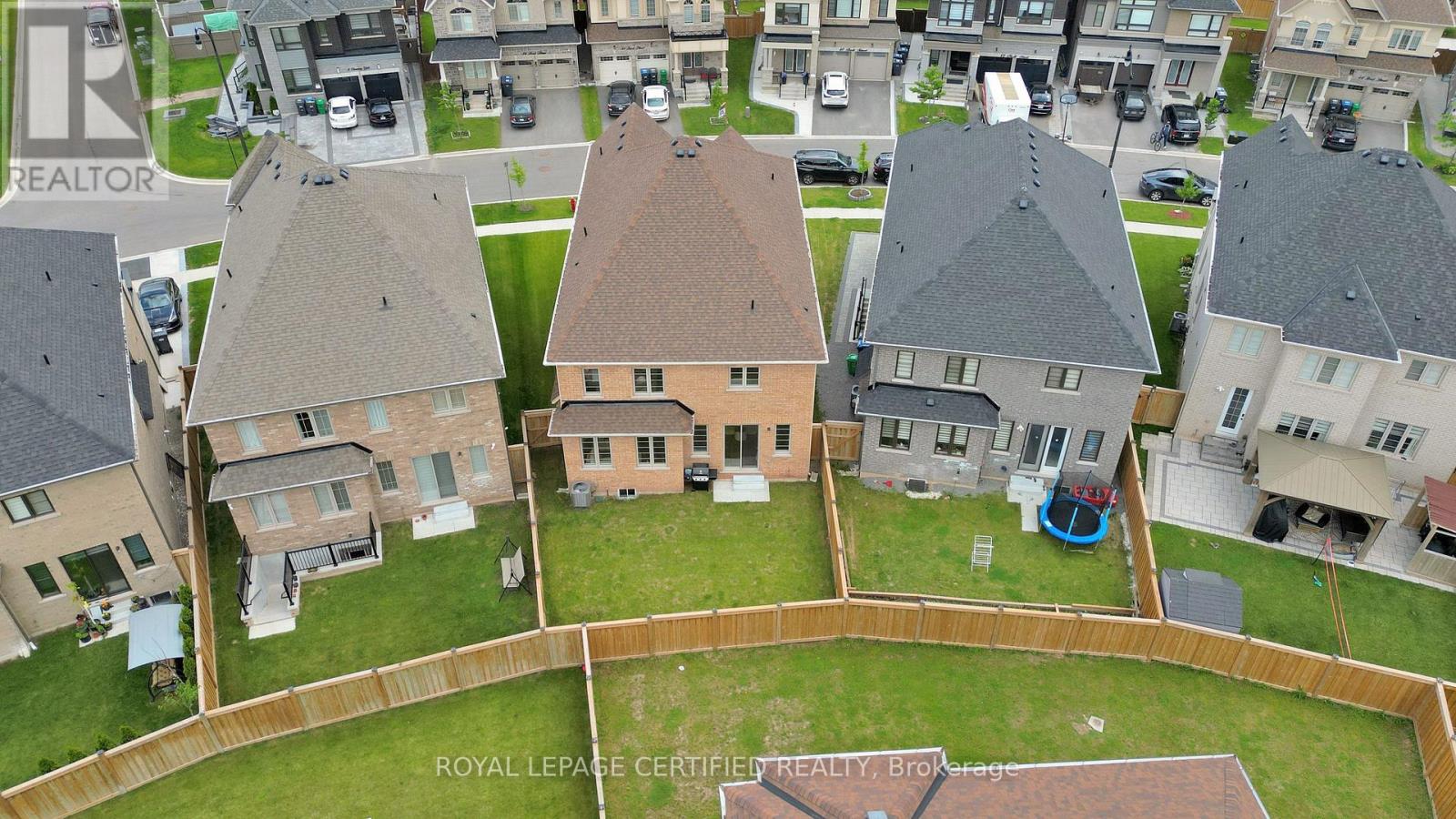 29 Frost Street, Brampton, Ontario  L6X 5R3 - Photo 47 - W12953596