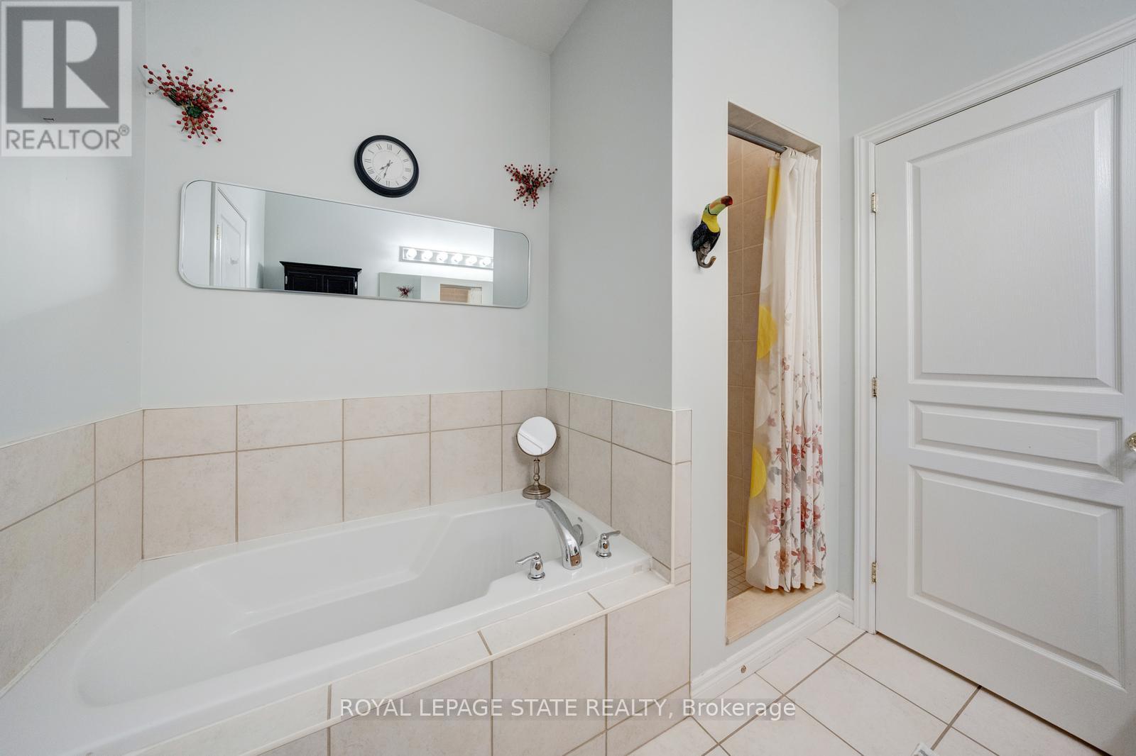 30 Conrad Place, Grimsby, Ontario  L3M 5S5 - Photo 22 - X12953416