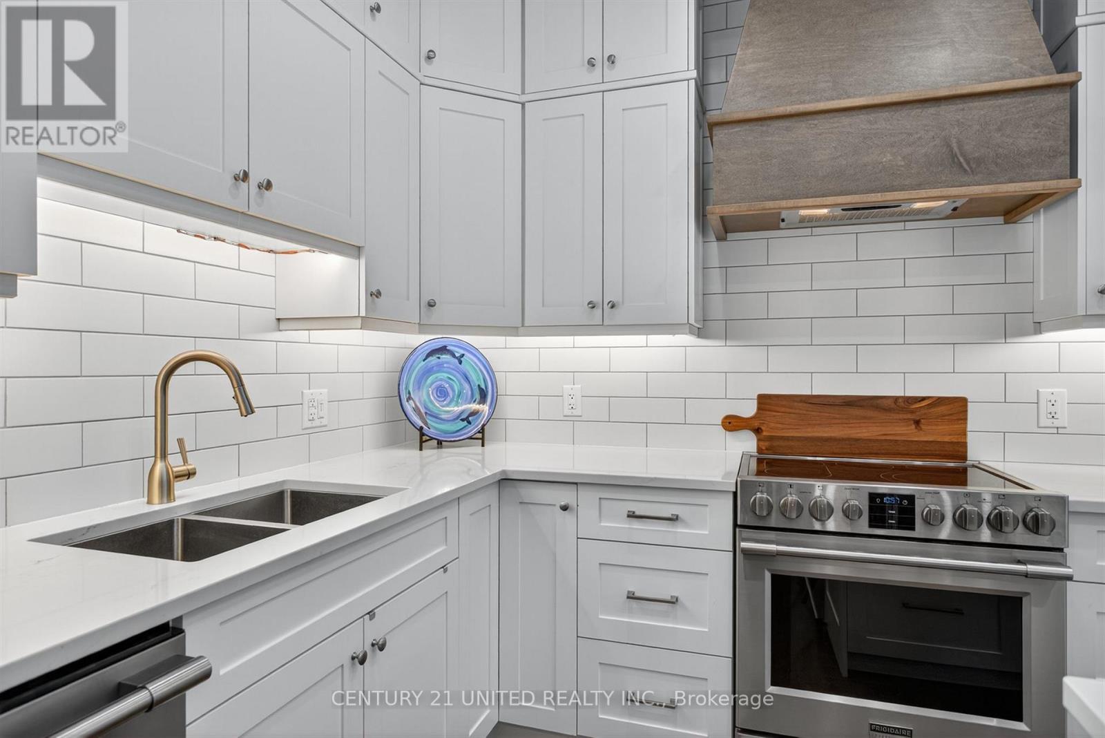 322 Elbow Point Road, Trent Lakes, Ontario  K0L 1J0 - Photo 10 - X12776974