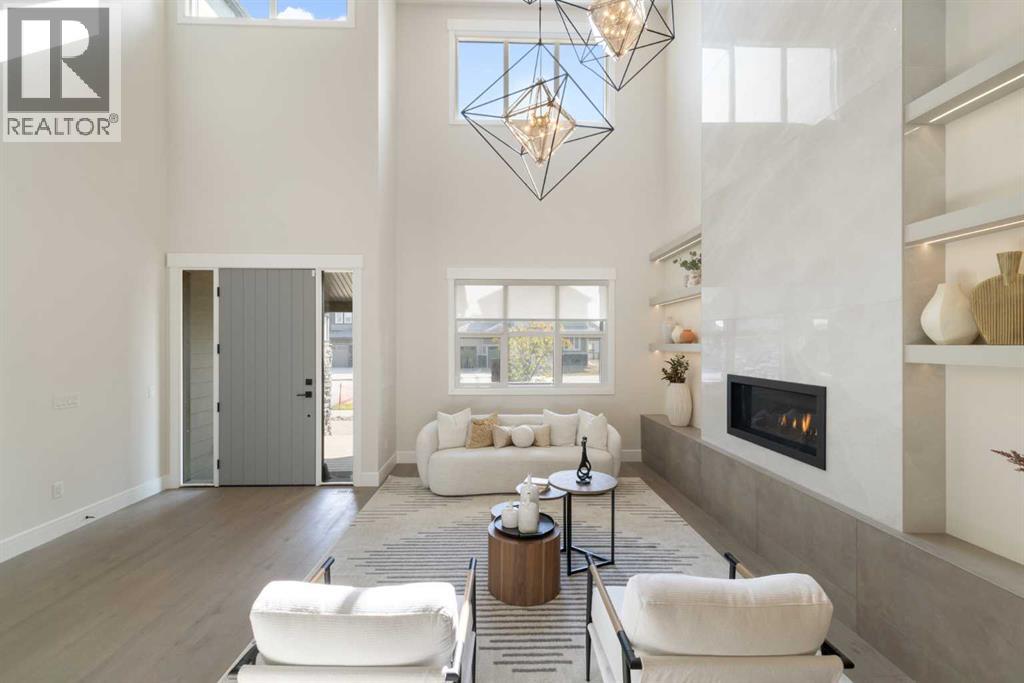 17 Sunvalley View, Cochrane, Alberta  T4C 0X8 - Photo 9 - A2294795