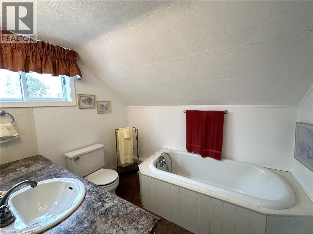 221 Chapman Street E, Norfolk, Ontario  N0A 1N0 - Photo 29 - 40816725