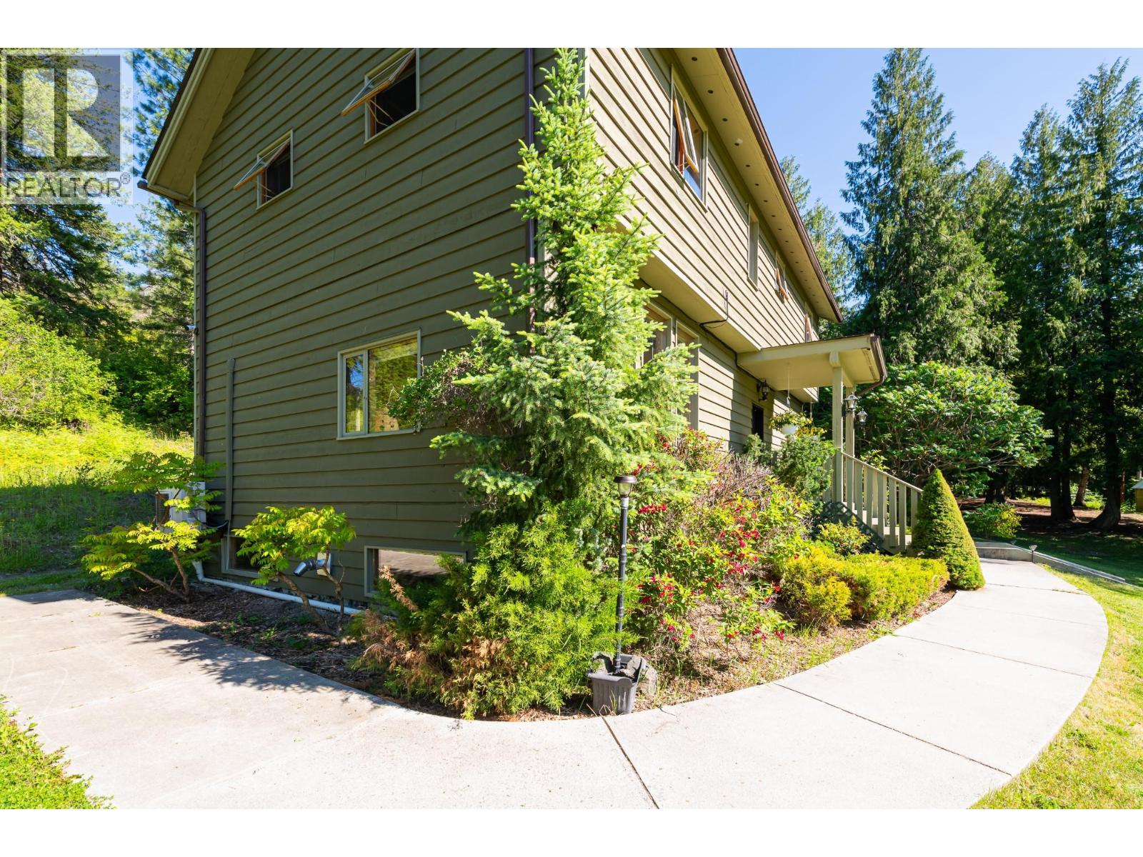 2093 Corn Creek Road, Creston, British Columbia V0B 1G7 - Photo 7 - 10377118