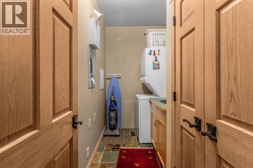 202, 3 Aspen Glen, Canmore, Alberta  T1W 1A6 - Photo 42 - A2298095