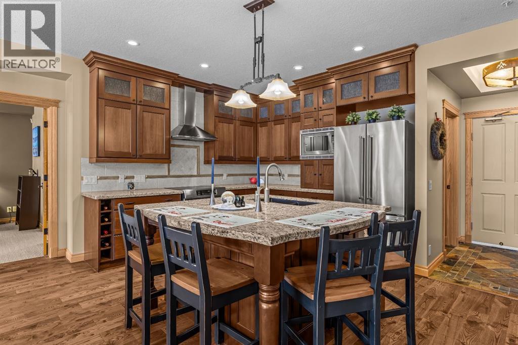 202, 3 Aspen Glen, Canmore, Alberta  T1W 1A6 - Photo 16 - A2298095