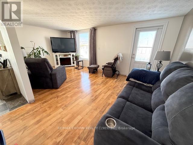 4 Brock Crescent, Kapuskasing, Ontario  P5N 2J8 - Photo 10 - T12953788