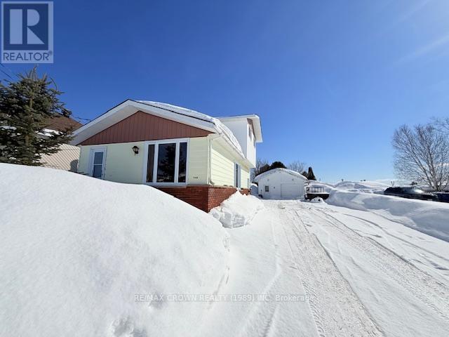 4 Brock Crescent, Kapuskasing, Ontario  P5N 2J8 - Photo 2 - T12953788