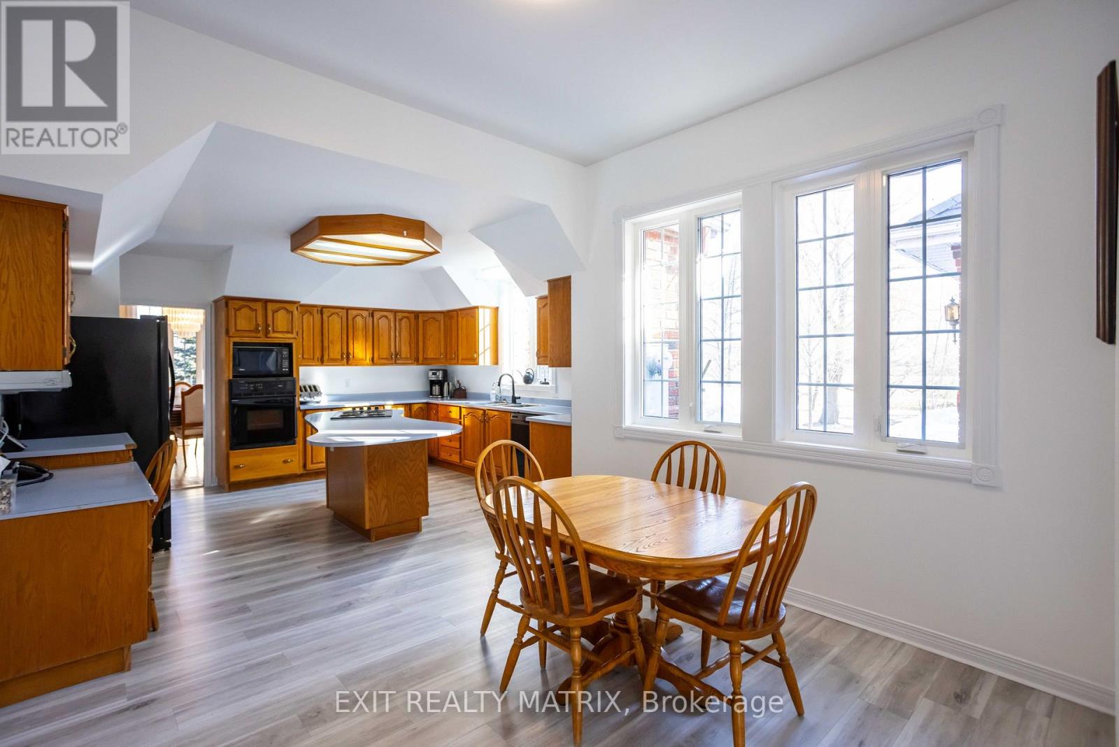 983 Route 800 Road E, The Nation, Ontario  K0A 3C0 - Photo 12 - X12953804