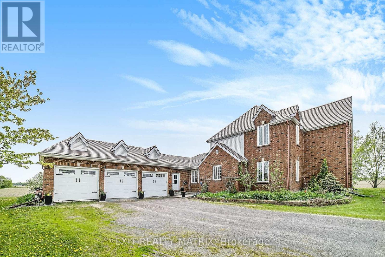 983 Route 800 Road E, The Nation, Ontario  K0A 3C0 - Photo 2 - X12953804