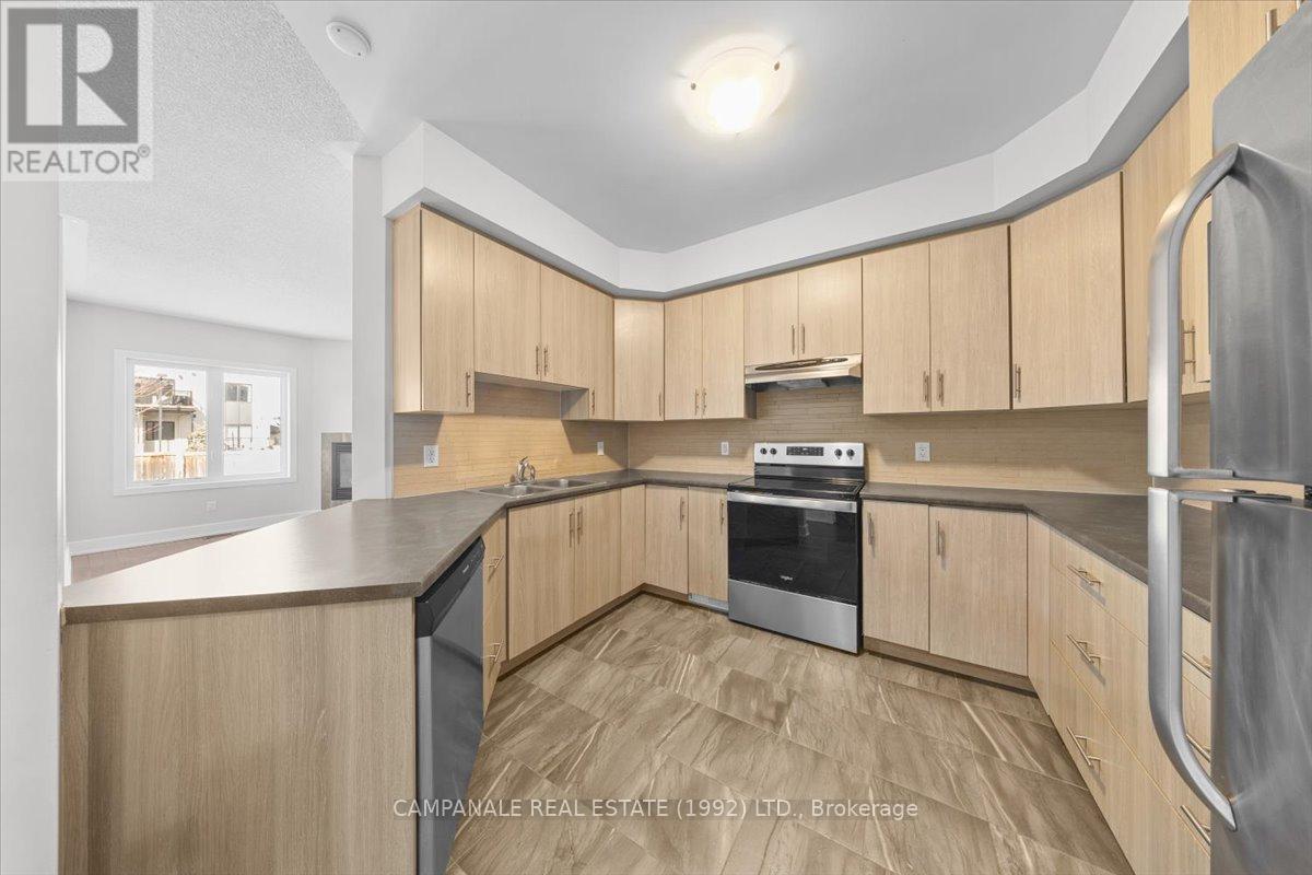 372 Via Verona Avenue, Ottawa, Ontario  K2J 5X8 - Photo 12 - X12953808