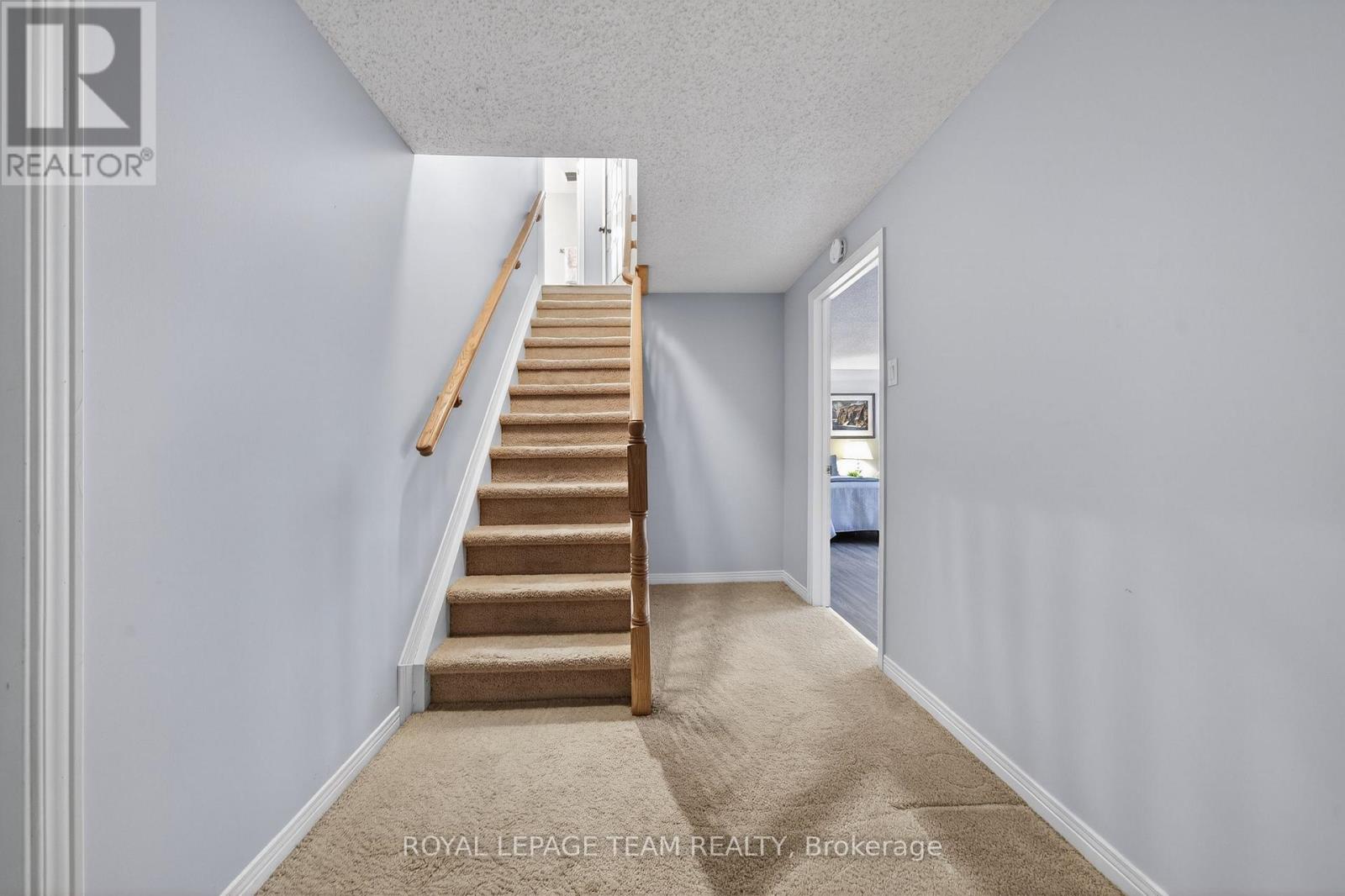 11 Glen Abbey Crescent, Ottawa, Ontario  K2S 1R6 - Photo 32 - X12953842