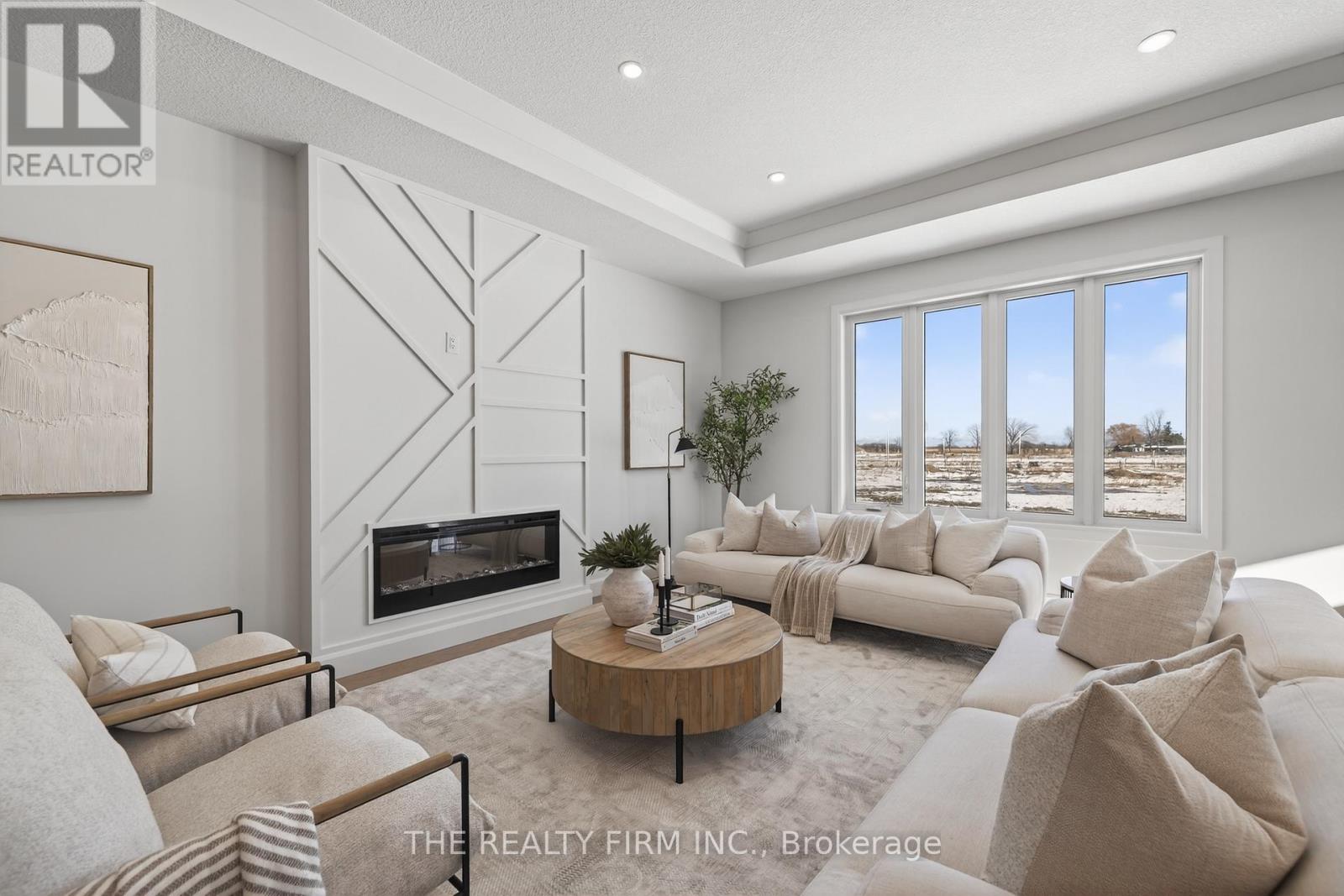 289 King Street, Southwest Middlesex, Ontario  N0L 1M0 - Photo 6 - X12953824