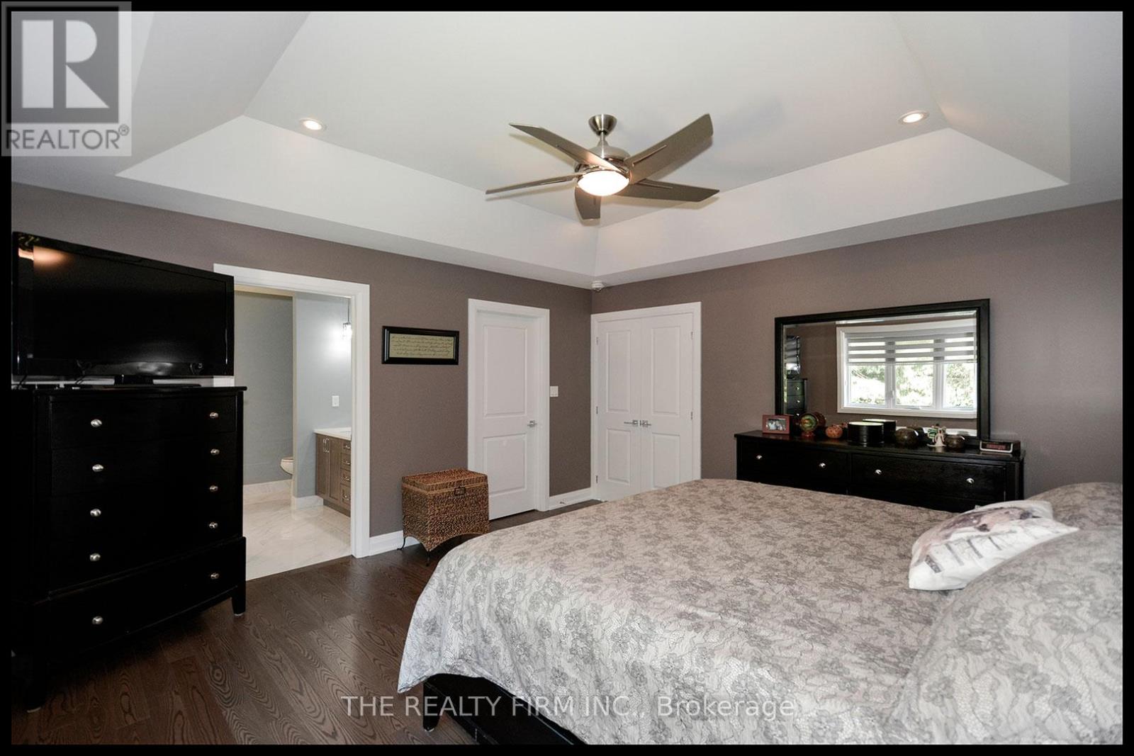 285 Elizabeth Street, Southwest Middlesex, Ontario  N0L 1M0 - Photo 13 - X12953830