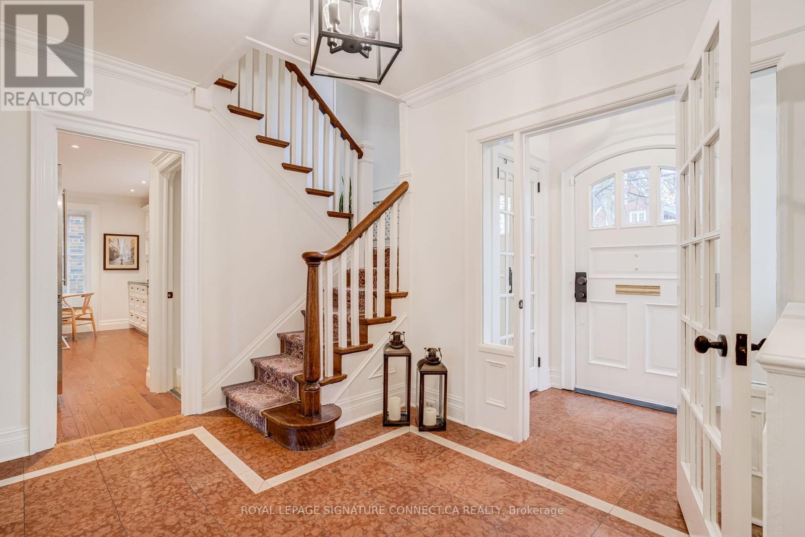 43 Glengowan Road, Toronto, Ontario  M4N 1G1 - Photo 4 - C12953746