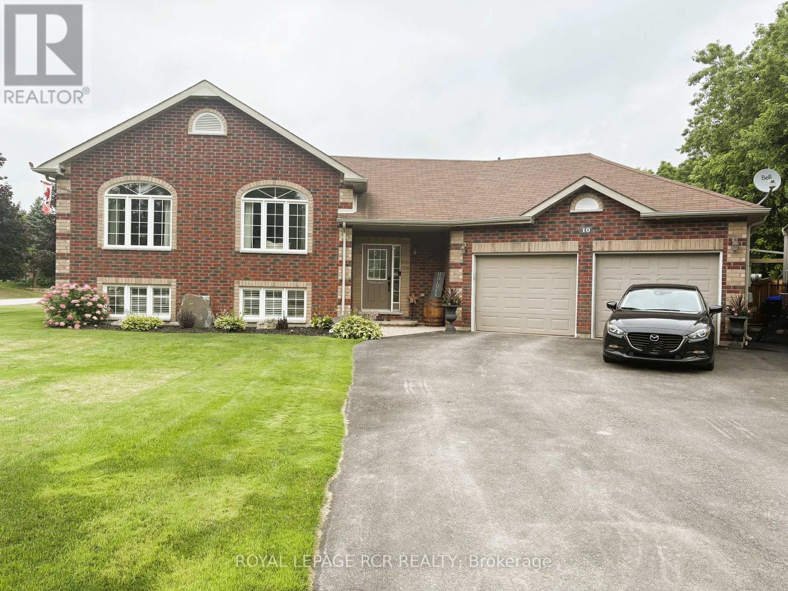 10 Fisher Drive, Adjala-Tosorontio, Ontario  L0M 1J0 - Photo 2 - N12953396