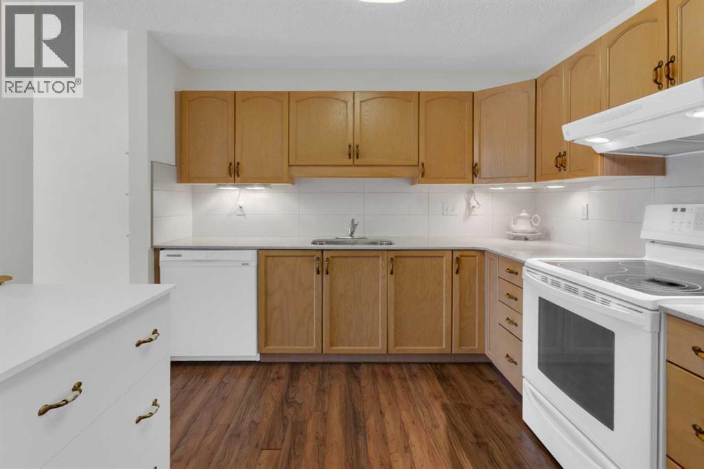 206, 3206 Hawksbrow Point Nw, Calgary, Alberta  T3G 4C9 - Photo 11 - A2281989