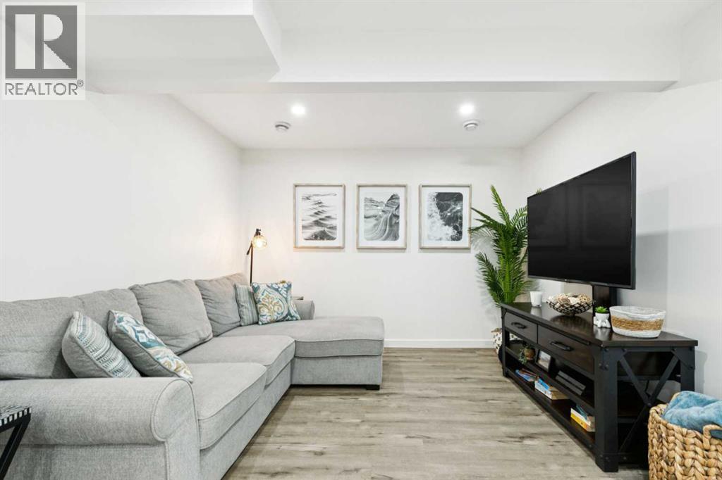 852 Everridge Drive Sw, Calgary, Alberta T2Y 4W5 - Photo 23 - A2290939