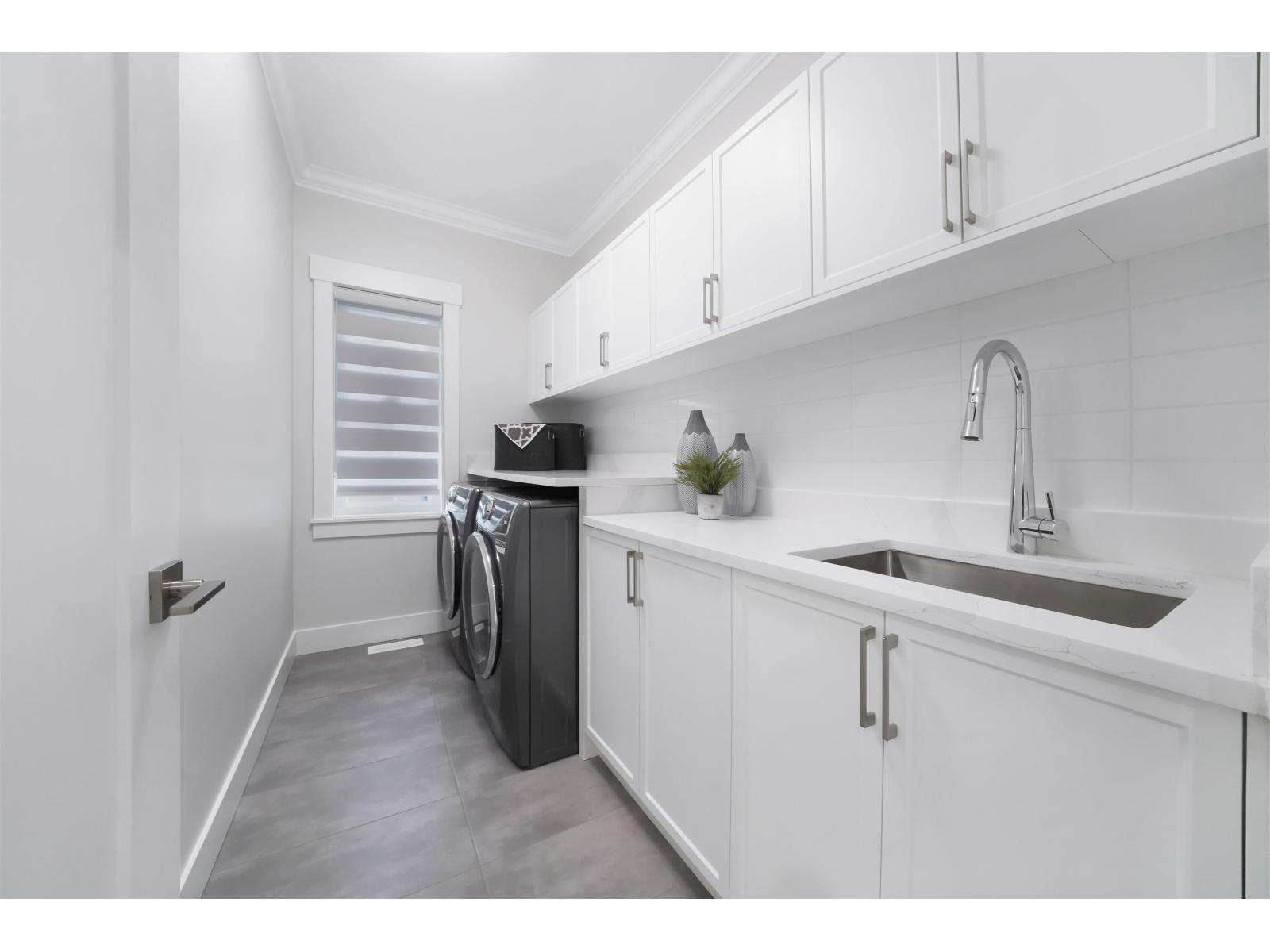 6927 205 Street, Langley, British Columbia  V2Y 1R2 - Photo 19 - R3106597