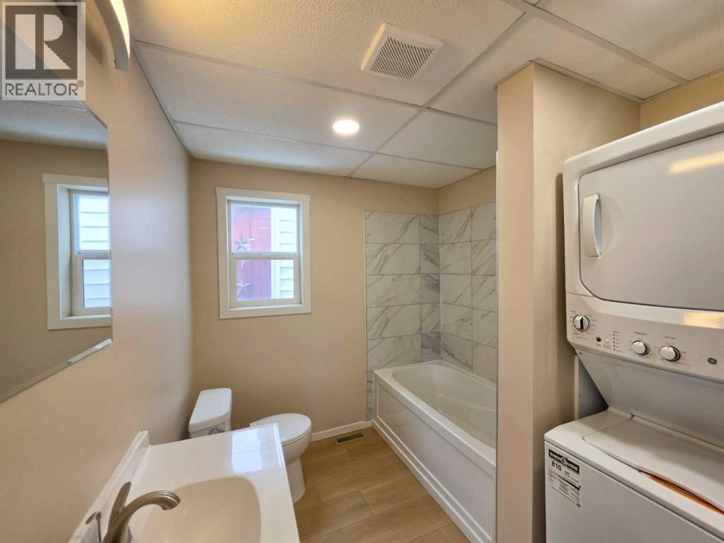 7022 17 Avenue N, Coleman, Alberta  T0K 0M0 - Photo 14 - A2298673