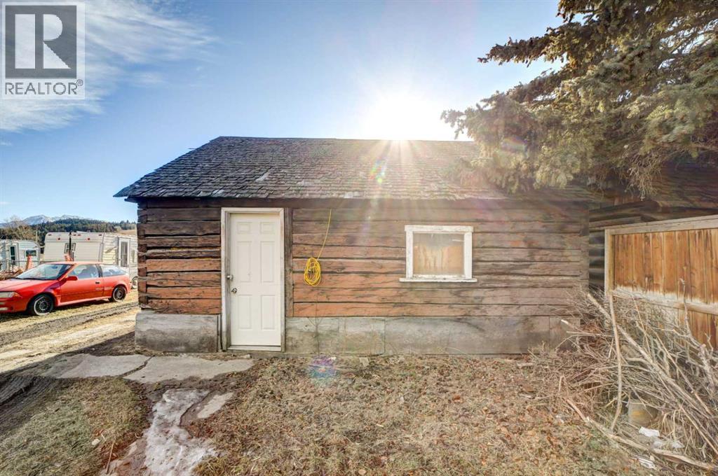 7022 17 Avenue N, Coleman, Alberta  T0K 0M0 - Photo 28 - A2298673