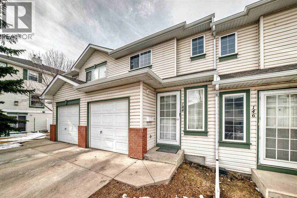 144 Country Hills Villas NW, Calgary, Alberta  T3K 4S8 - Photo 2 - A2293155