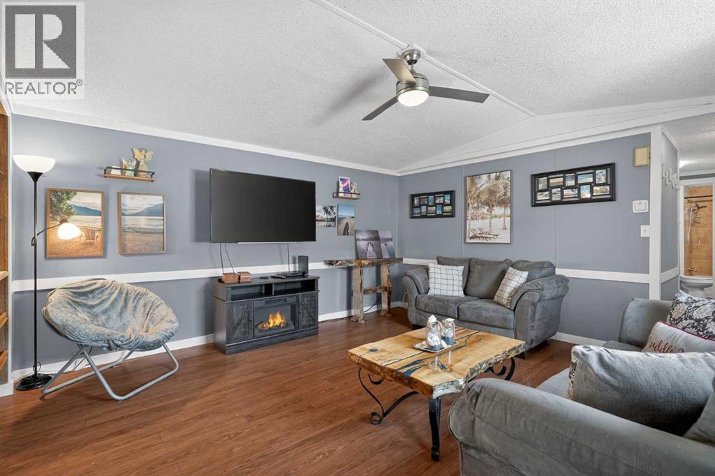 110, 6220 17 Avenue SE, Calgary, Alberta  T2A 0W6 - Photo 3 - A2293354