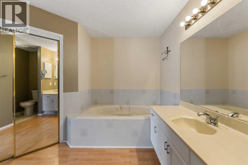9 Mckenzie Place Se, Calgary, Alberta  T2Z 1T4 - Photo 25 - A2296865